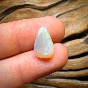 4.05cts - Südaustralischer Kristallopal aus Andamooka