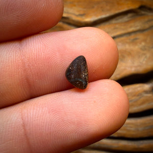 1.1cts - Queensland Boulder Seam Opal. Australian Opal