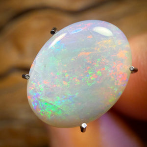 🔨 AUCTION 🔨 No Reserve 2.4cts - South Australian White Opal from Mintabie