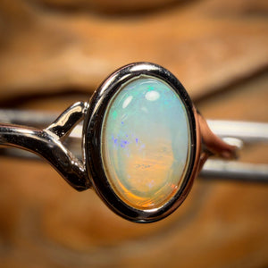 đ¨ AUCTION đ¨ Sterling Silver - South Australian Crystal Opal Ring
