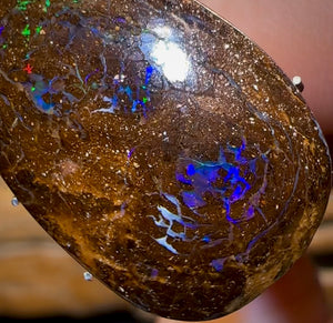 18.7cts - Bubble Band Opal from Winton