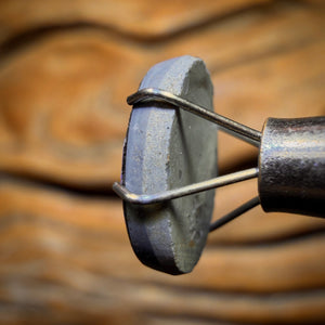 🔨 AUCTION 🔨 1.85cts - Lightning Ridge Opal Doublet. RECUTTERS DELIGHT