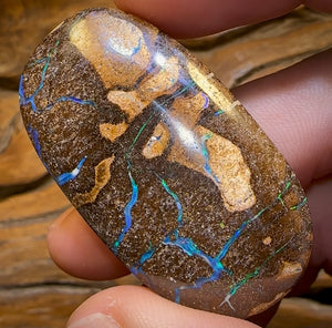 137.6cts - Queensland Boulder Seam Opal from Winton. Double Sided - Opal Whisperers