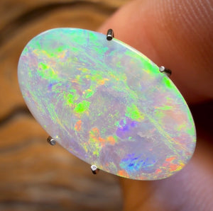 1,8 ct – Lightning Ridge Light Opal