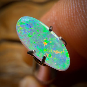 0.65cts - Lightning Ridge Dark Opal
