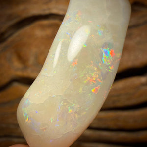 🔨 AUCTION 🔨 Reserve 💎 High Roller Banger Auction 💎 43.3cts - South Australian White Opal. Vintage Cut