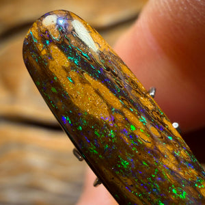 6.5cts - Yowah Opal. Australian Fossil Wood