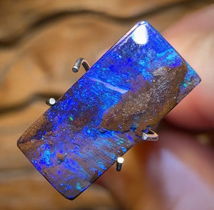 3.7cts - Queensland Boulder Opal from Winton - Opal Whisperers