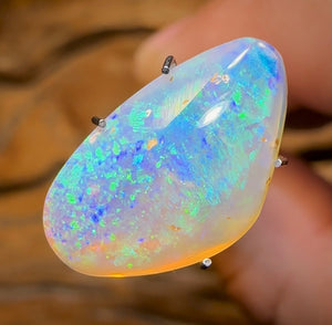 4.9cts - South Australian Rare Mintabie Crystal Opal - Opal Whisperers