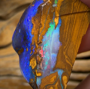 Auction Fall-Through = Your Gain! 🔥 Now More Than 50% Off RRP 🚨 55.1cts - Queensland Boulder Seam Opal Rub