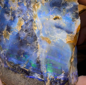 916 g - ÉNORME spécimen d'opale brute de filon de rocher du Queensland