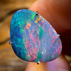 2,4 ct - Australischer Boulder-Opal-Dublette