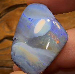 56.4cts - Queensland Boulder Seam Crazy Picture Opal