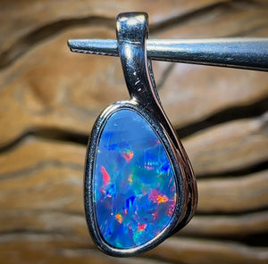 Sterling Silver - Queensland Boulder Opal Doublet Pendant With Red