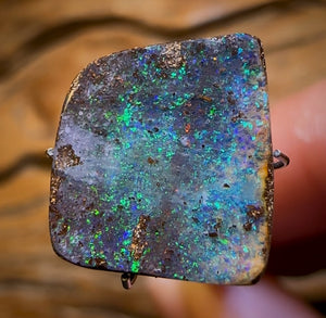 6.6cts - Queensland Boulder Seam with Electric Black Opal Galaxy Type Patterns