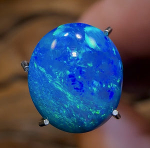 2.7cts - Australian Boulder Opal Doublet