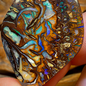 123.3cts - Huge Top Tribal Artistic Queensland Boulder Opal from Yowah