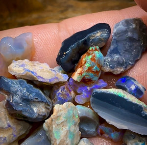 152.8cts - 32x Lightning Ridge Crystal, Dark and Black Opal Rough. Less than $10/piece - Opal Whisperers