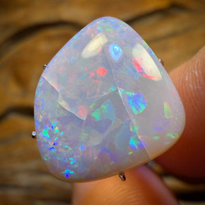 ALex Auction 9.9cts - Opale noire rare d'Australie du Sud de Mintabie