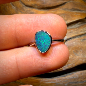 Sterling Silver - Queensland Boulder Opal Doublet Ring Scandinavian Aka Ice Blue