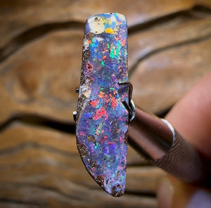 3.05cts - “Red Fire Family” Queensland Boulder Seam Opal