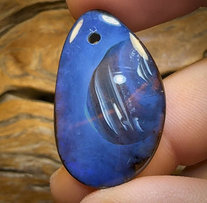 🔨 AUCTION 🔨 “Discus Fish” 34 x 21mm - Drilled Queensland Boulder Opal