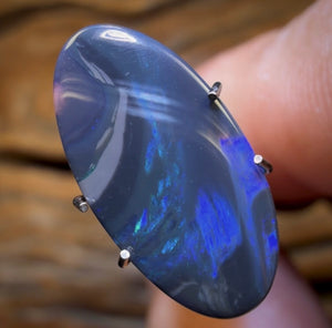 2.15cts - Wonderful Lightning Ridge Black Opal Picture Stone