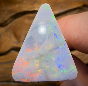 12.1cts - Dark Opal from Lightning Ridge - Opal Whisperers