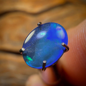 0.75cts - Australian Boulder Opal Doublet