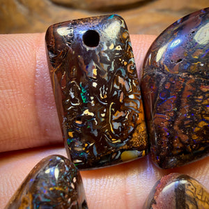 🔒157.8cts - 5x Drilled Tribal Queensland Boulder Opals. BARGAIN Wholesale Parcel