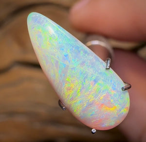 2.9cts - Lightning Ridge Light Opal. Gem Quality - Opal Whisperers