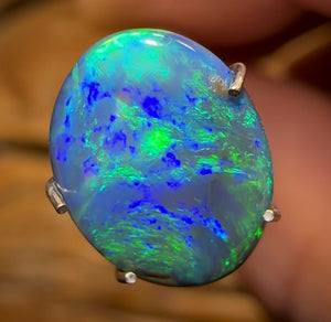 1.9cts - Solid Black Opal from Lightning Ridge