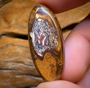 44.4cts - Tribal Queensland Boulder Opal. “Porcelain Potch Picture Piece”