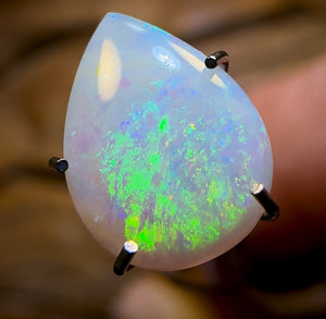 0.91cts - South Australian White Opal