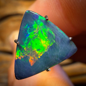2.1cts - Wow Lightning Ridge Opal Doublet
