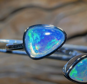 14k White Gold - Solid South Australian Crystal Opal Ring - Opal Whisperers