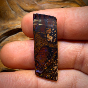 27.5cts - Tribal Koroit Nut Australian Opal. Crystal Centre