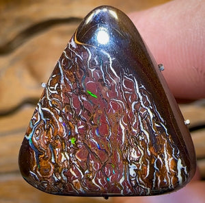 16.4cts - Great Tribal Pattern Queensland Boulder Opal - Opal Whisperers