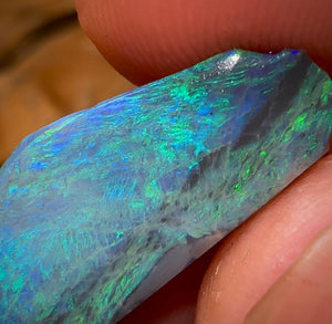 12.5cts - Lightning Ridge Black Opal Rub - Opal Whisperers