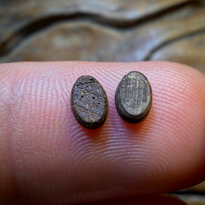 Bargain Card! 0.5cts - Australian Boulder Opal Doublet Pair