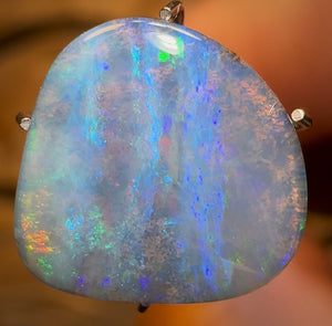 3.9cts - “Water Fall” Queensland Boulder Seam Opal