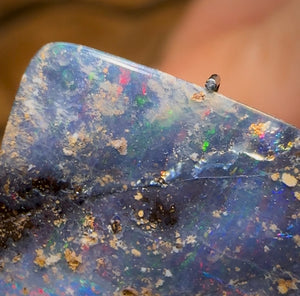 7.6cts - Australian Boulder Seam Opal