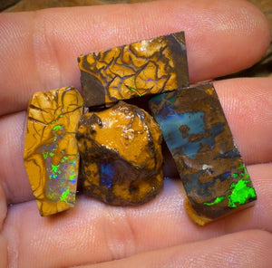 🔒90,4 ct – 4x Rohopal-Paket aus Yowah-Nuss. Australischer Boulder-Opal.