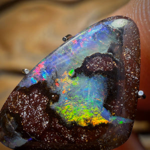 5.85cts - Australian Boulder Seam Opal
