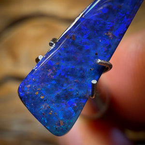 3.1cts - Queensland Boulder Seam Opal. Australian Opal
