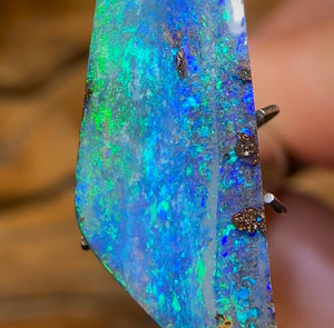6.3cts - Winton Seam Opal. Australian Opal - Opal Whisperers