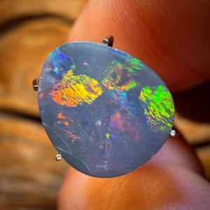 🔨 AUCTION 🔨 2.7cts - Lightning Ridge Opal Doublet. RECUTTERS DELIGHT