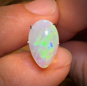 2.3cts - South Australian Crystal Opal