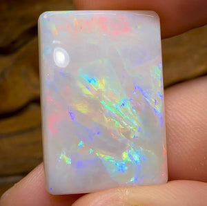 20.1cts - Large Gem South Australian White Opal from Mintabie - Opal Whisperers