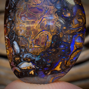 29.5cts - Tribal Queensland Boulder Opal from Koroit